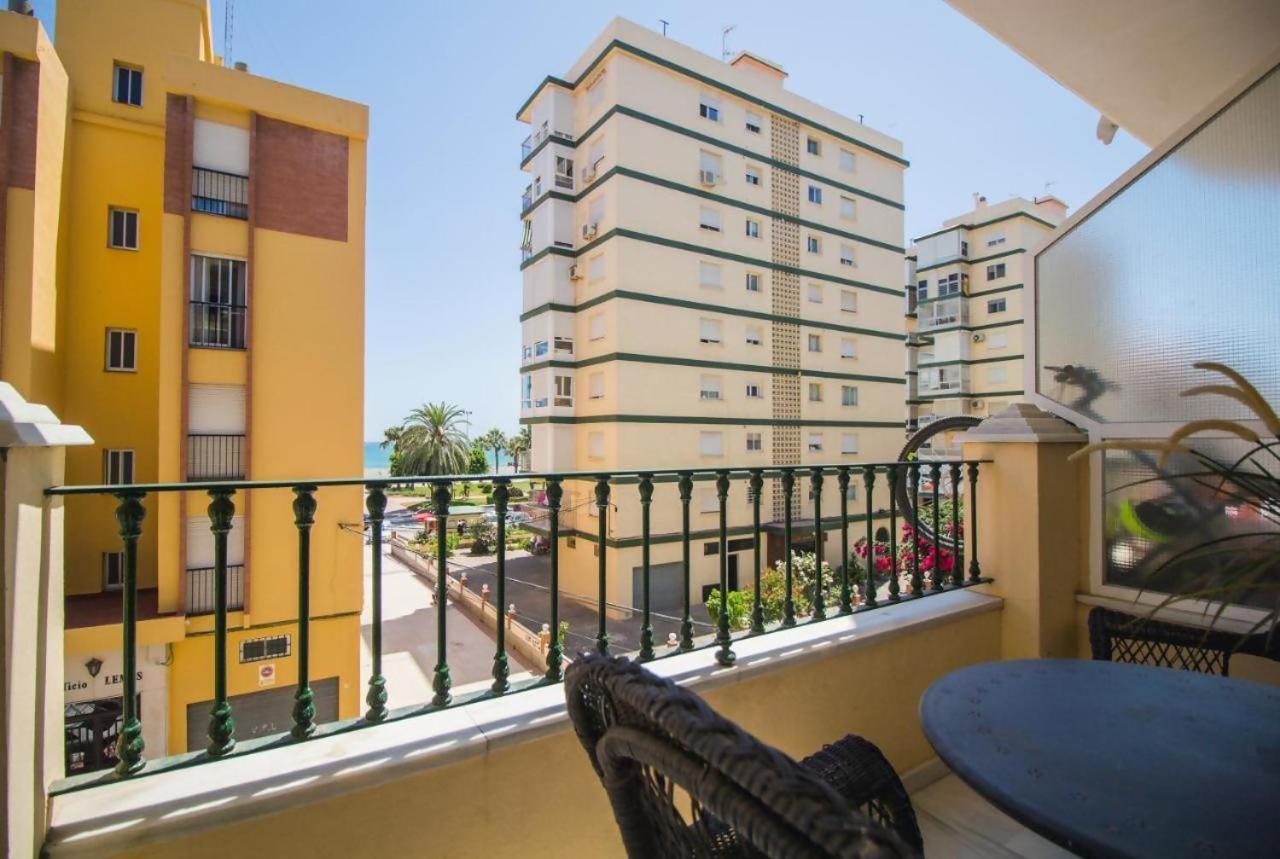 Fabuloso apartamento a 50m de playa centrico Torre Del Mar Exterior foto