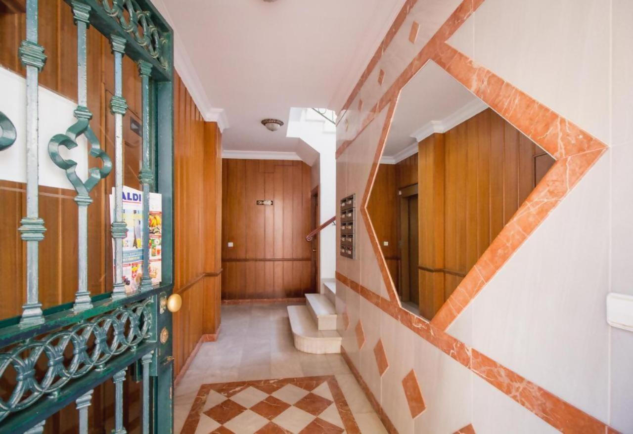 Fabuloso apartamento a 50m de playa centrico Torre Del Mar Exterior foto